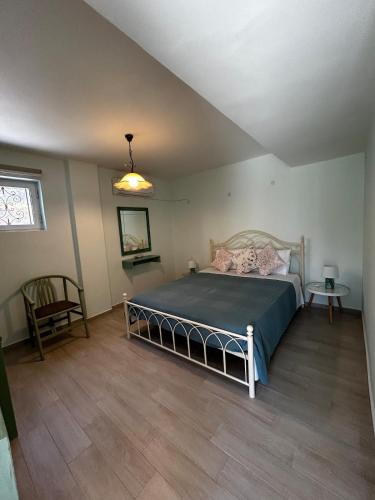 Marina apartment in Plataria