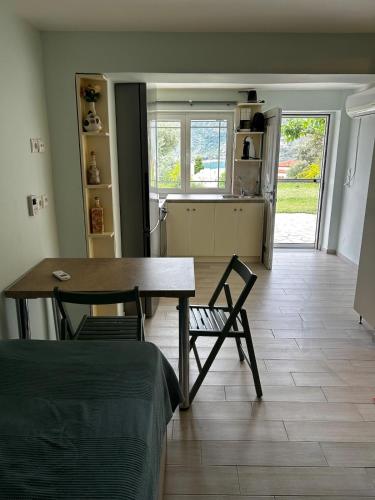 Marina apartment in Plataria