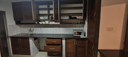 Køkken, SEA BREEZE Apartment in Mombasa
