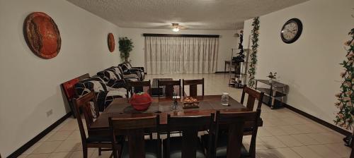 Faciliteter, SEA BREEZE Apartment in Mombasa