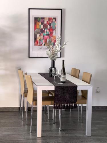 Facilities, Waterfront Apartment am Main, 15 Min Frankfurt Airport, Terrasse, Free Parking in Florsheim am Main