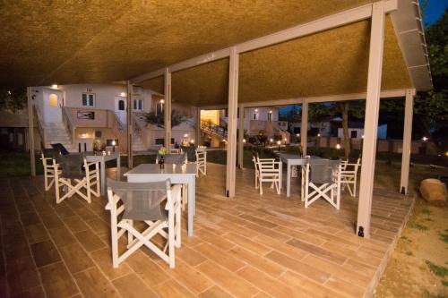 Exterior view, Kosmos A.G.K Studios-Apts in Nea Kidonia