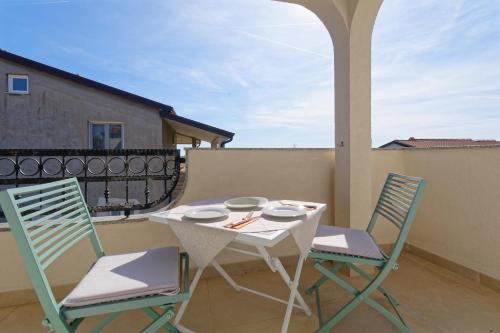Erkély/terasz, Apartments Sunliving by Rent Istria in Vilanija