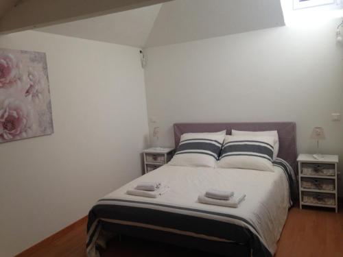 Maison 2 couchages gîte à louer Lacour