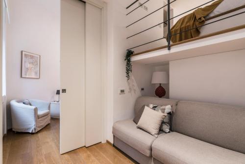 The Best Rent - One-bedroom flat in Tritone area, Rome (photo 6)