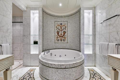 5 Star Hotel Apt - 15 Min to Burj Khalifa & DXB, Dubai (photo 5)