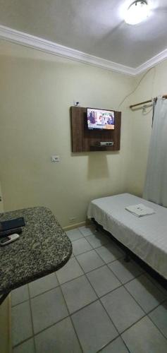 1 twin bed