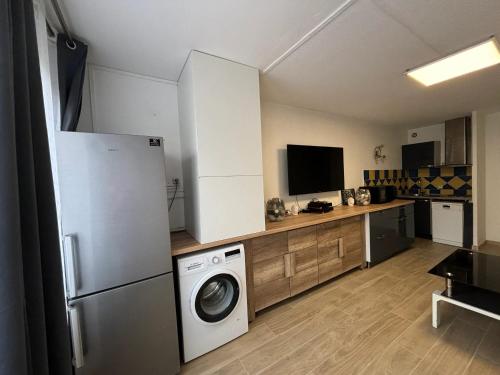 Kitchen, Studio charmant a Frejus avec piscine commune - 30 m² near Musée Archéologique