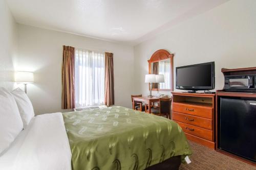 Quality Inn Junction City near Fort Riley - image 14