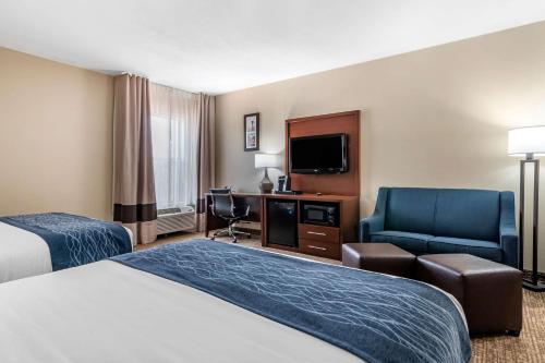 Comfort Inn & Suites Junction City - image 4