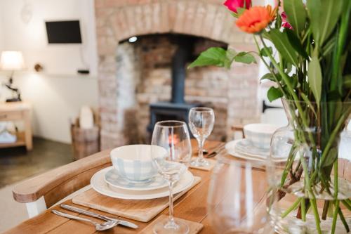 Sweetheart Cottage - Cosy 2 Bed in The Cotswolds! in Svalklifa