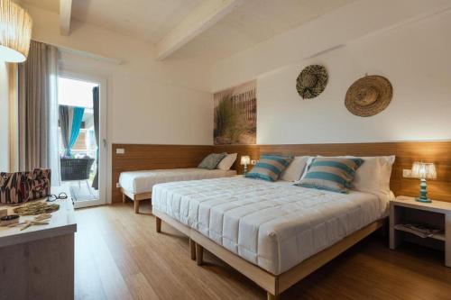 Resort 2 Bed Bungalow sleeps 7 in Bibione