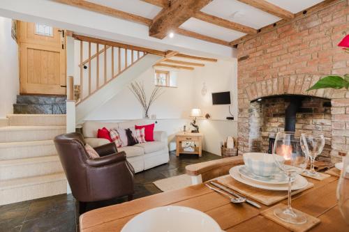 Sweetheart Cottage - Cosy 2 Bed in The Cotswolds! in Svalklifa