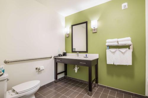Sleep Inn & Suites Park City-Wichita North - image 3