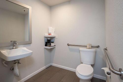 Baymont by Wyndham Milpitas/San Jose - image 12