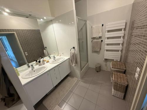 Superbe appartement cosy Orly proche Paris Centre in ออร์ลี