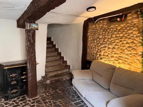 casa rural MATATARDE in Poza De La Sal