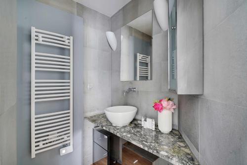 Chic apartment - 2BR 6P - Saint-Ambroise - image 4