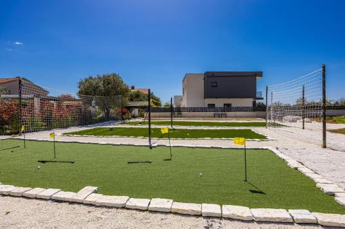 House with Private Pool image 6