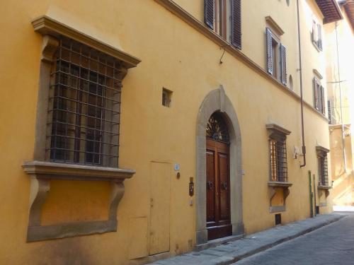 Pergola One Romantic Florentine Apt by Oteego - image 13