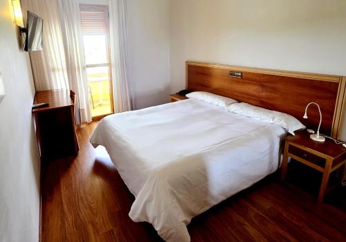 2 twin beds