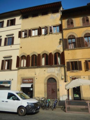 Panoramic View 2 Pitti Palace Close 2Ponte Vecchio - image 11