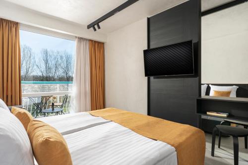 Zefir Hotel – Sunny Beach, WY