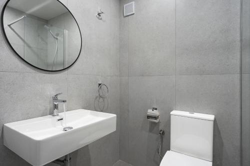Zefir Hotel – Sunny Beach, WY