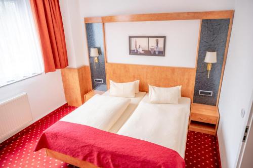 AaRa Hotel Room Type - Double Room with Extra Bed