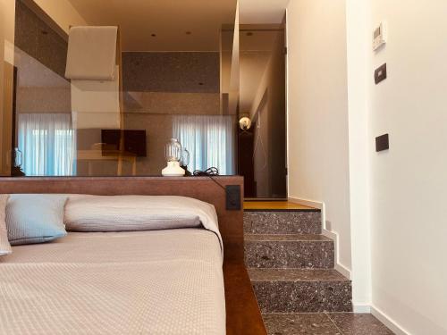 Elegance Rooms Cefalù - image 2