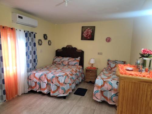 Bird's J Getaway in ดุนกัน