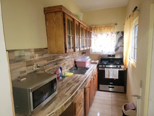 Bird's J Getaway in ดุนกัน