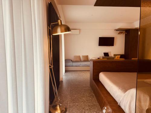 Superior Triple Room image 10