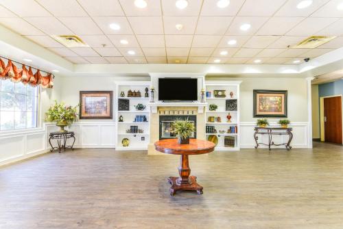 OYO Townhouse Oklahoma City Airport - image 12