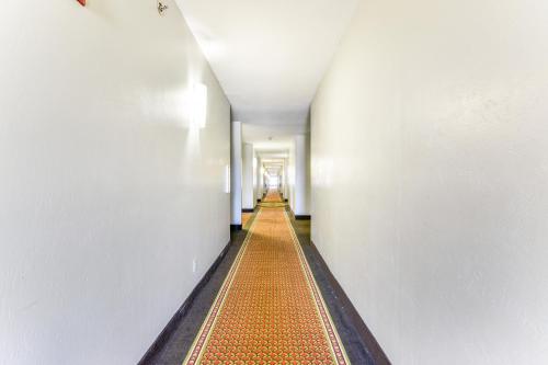 OYO Townhouse Oklahoma City Airport - image 10