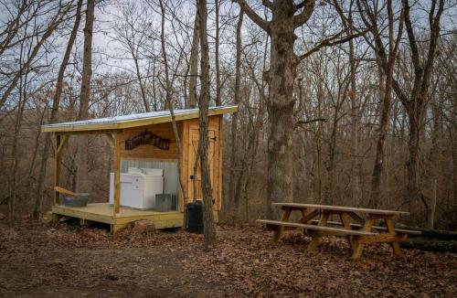 Secluded Luxury Camping Tent on Otter Lake near Girard, Illinois in Carlinville (IL)