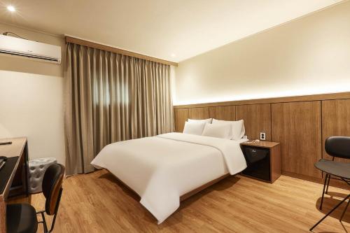 VANE HoTEL Room Type - Double Room
