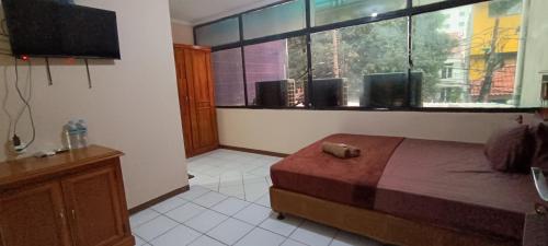 room detail thumbnail 0