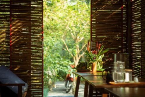 Nông Trại Thảnh Thơi - 레스토랑