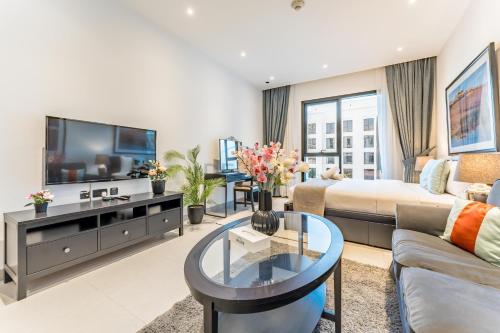 Near Circle Mall and steps from the park, Hyati Avenue, JVC by Deluxe Holiday Homes, Dubaj (zdjęcie 2)