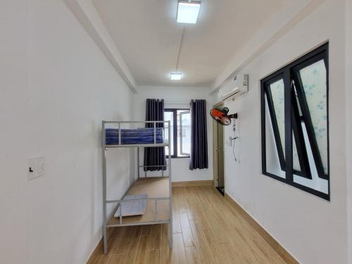 Nhà Trọ Minh Quang (Nha Tro Minh Quang) in Phong Phu