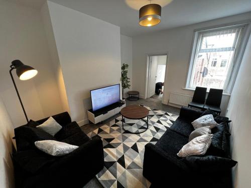 ResiLets - Brighton Road, Central, 2 Mile From NCL, Gateshead