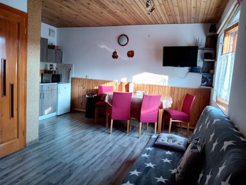 Apartmán Paula (Apartman Paula) in ลิปตอฟสกี ตรโนเวซ