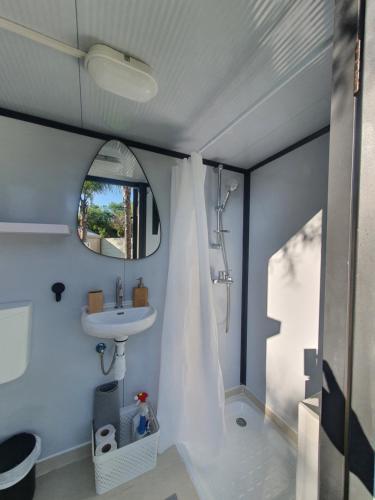 הבקתה in Beach Poleg