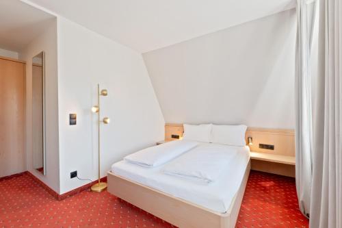 Steiners Hotel Airport-Messe in Birkach – Stuttgart, LA
