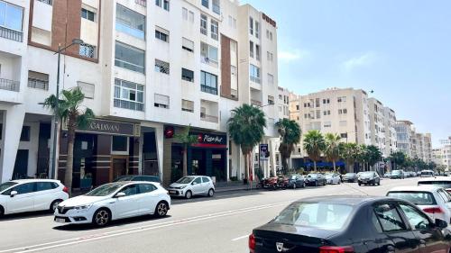 apartment for family in 레 아미칼레스