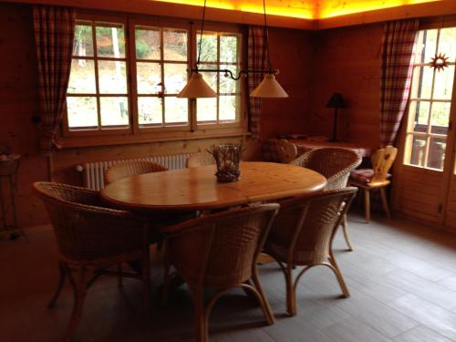 Chalet Charming - image 13