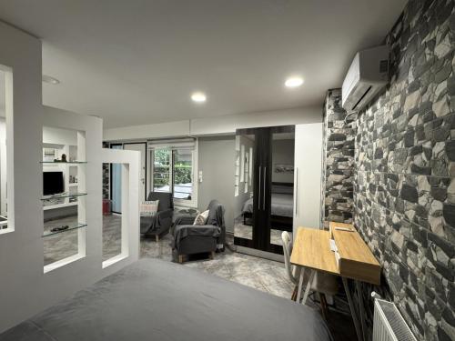 Aphrodite Studio near Athens Floisvos Marina, Atenas (foto 4)
