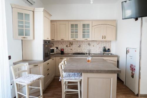 廚房, Locazione Turistica Aurora in 巴勒莫郊區