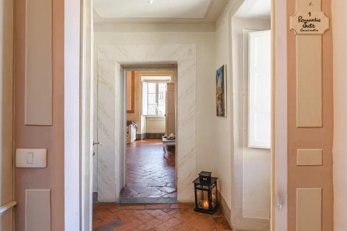 Deluxe Suite image 1